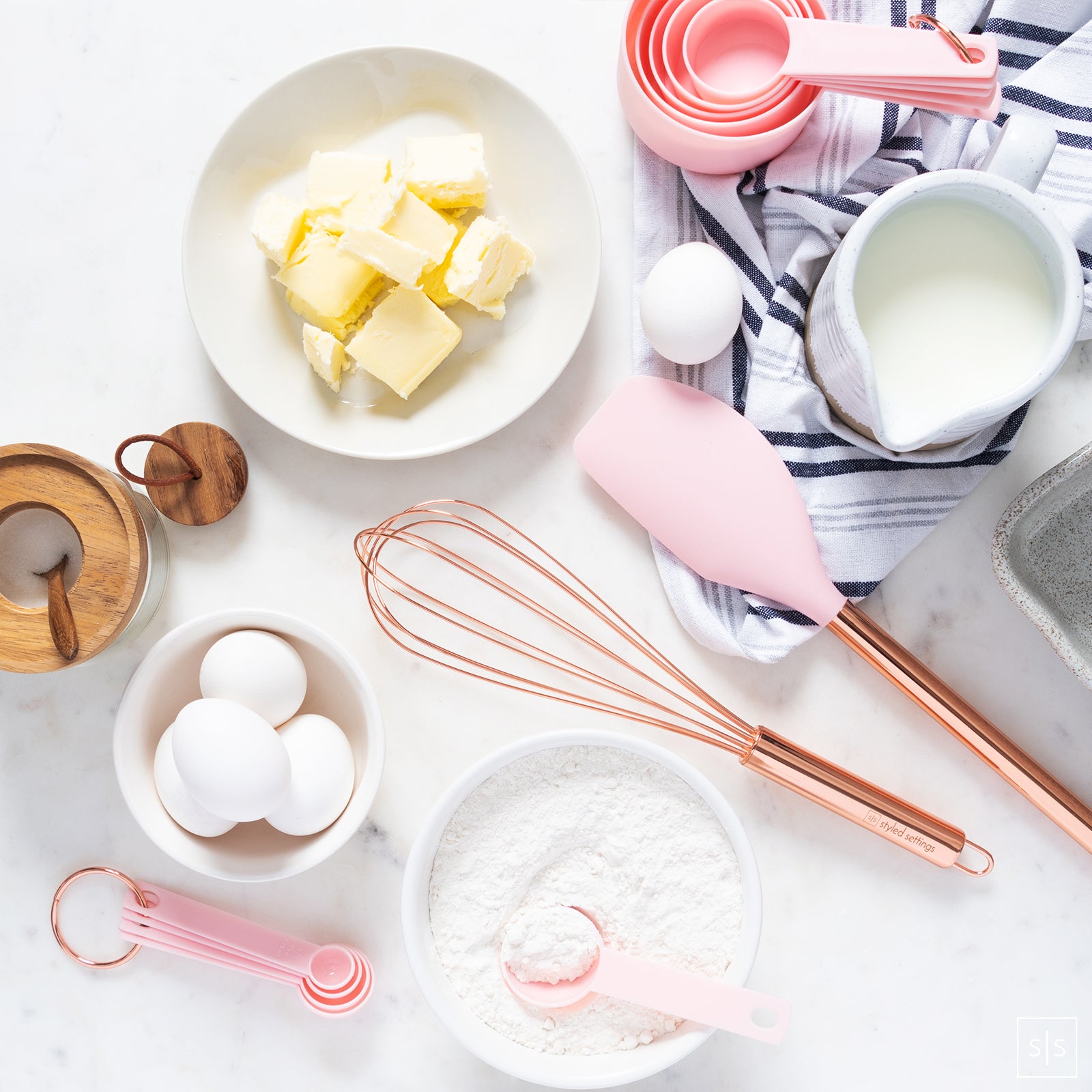 Pink and Copper Kitchen Utensils Set with Holder