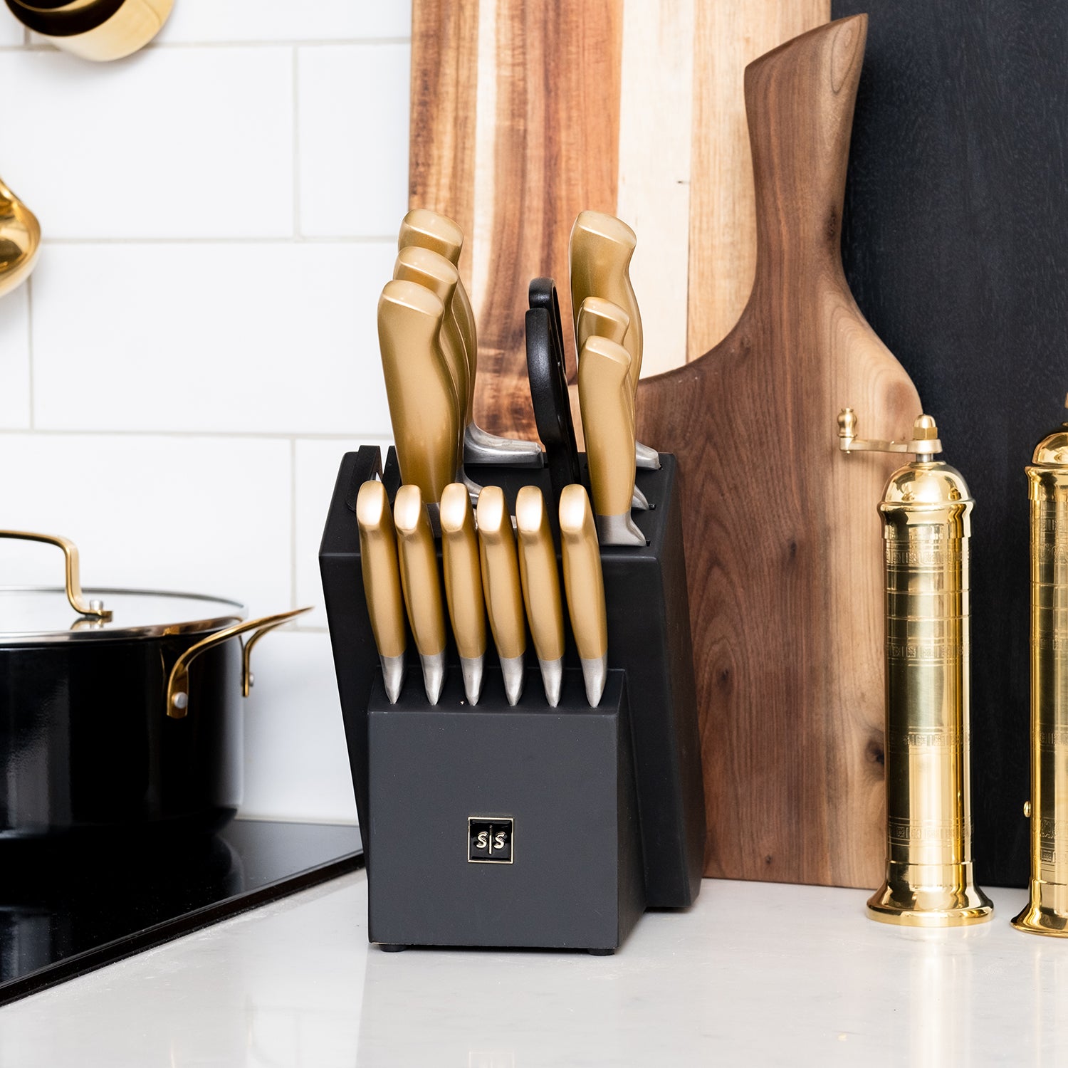 Gold and Silver Knife Set with Self-Sharpening Block - Styled Settings