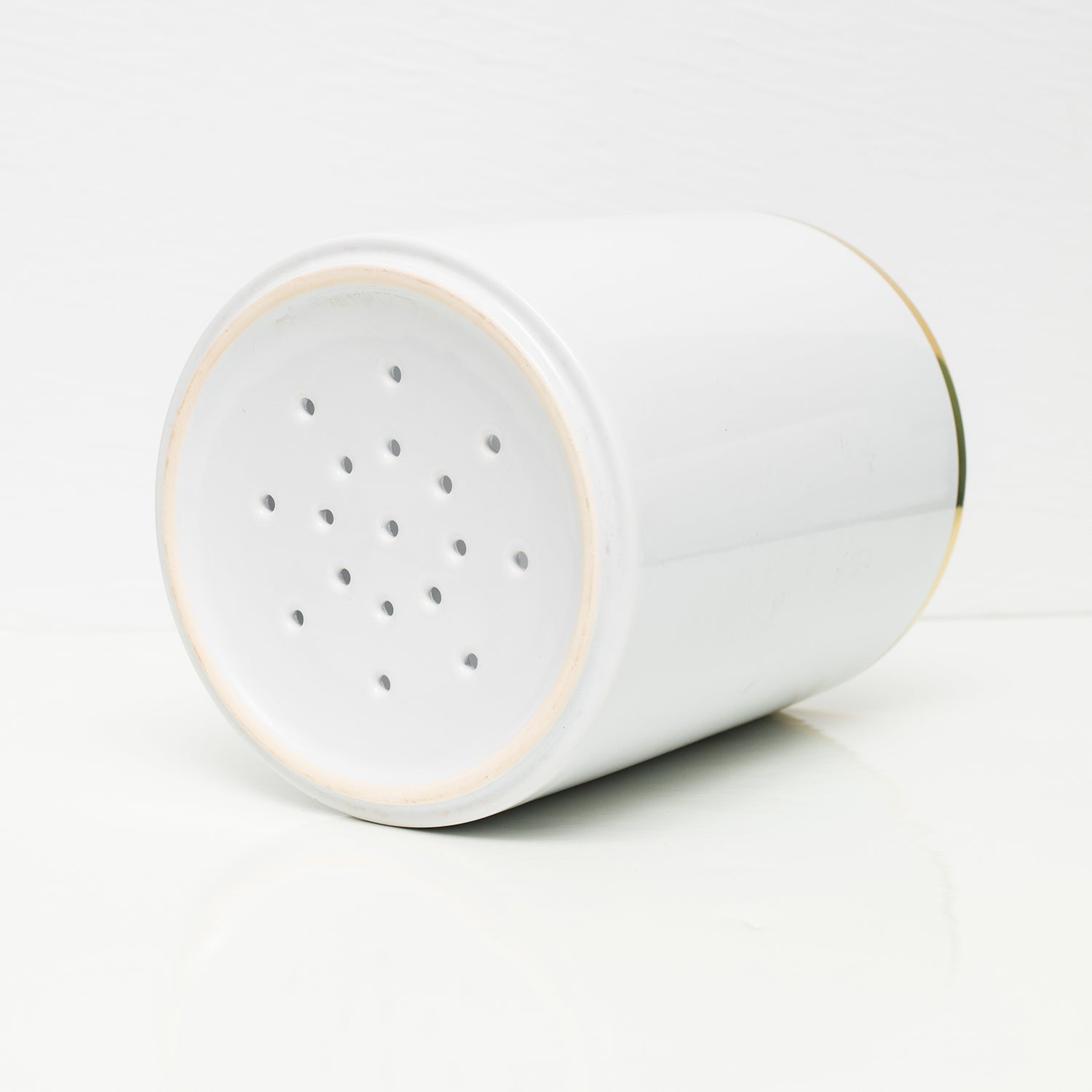White and Gold Utensil Holder with Built-in Spoon Rest - Styled Settings