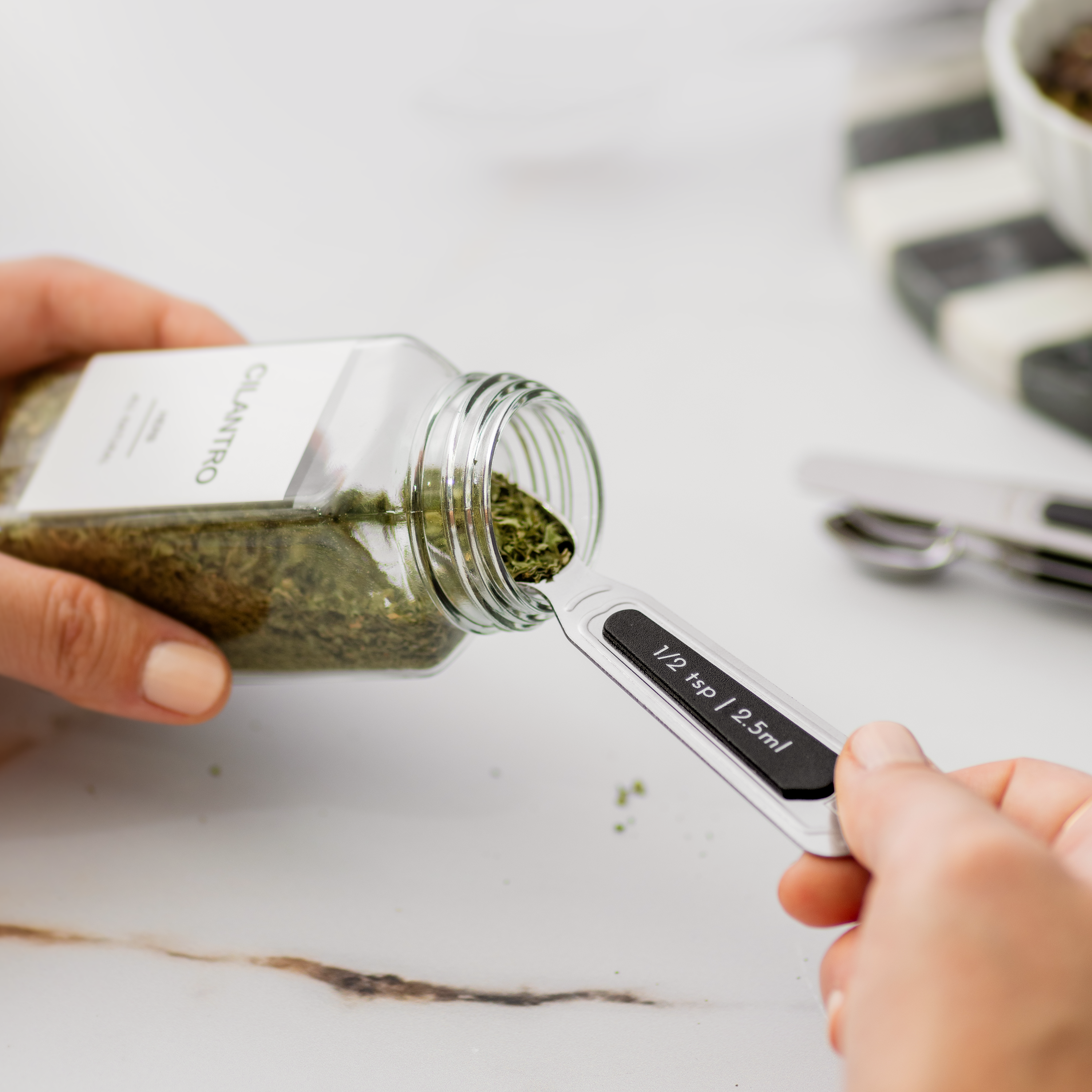 Timeless Silver Magnetic Measuring Spoons Set - Styled Settings