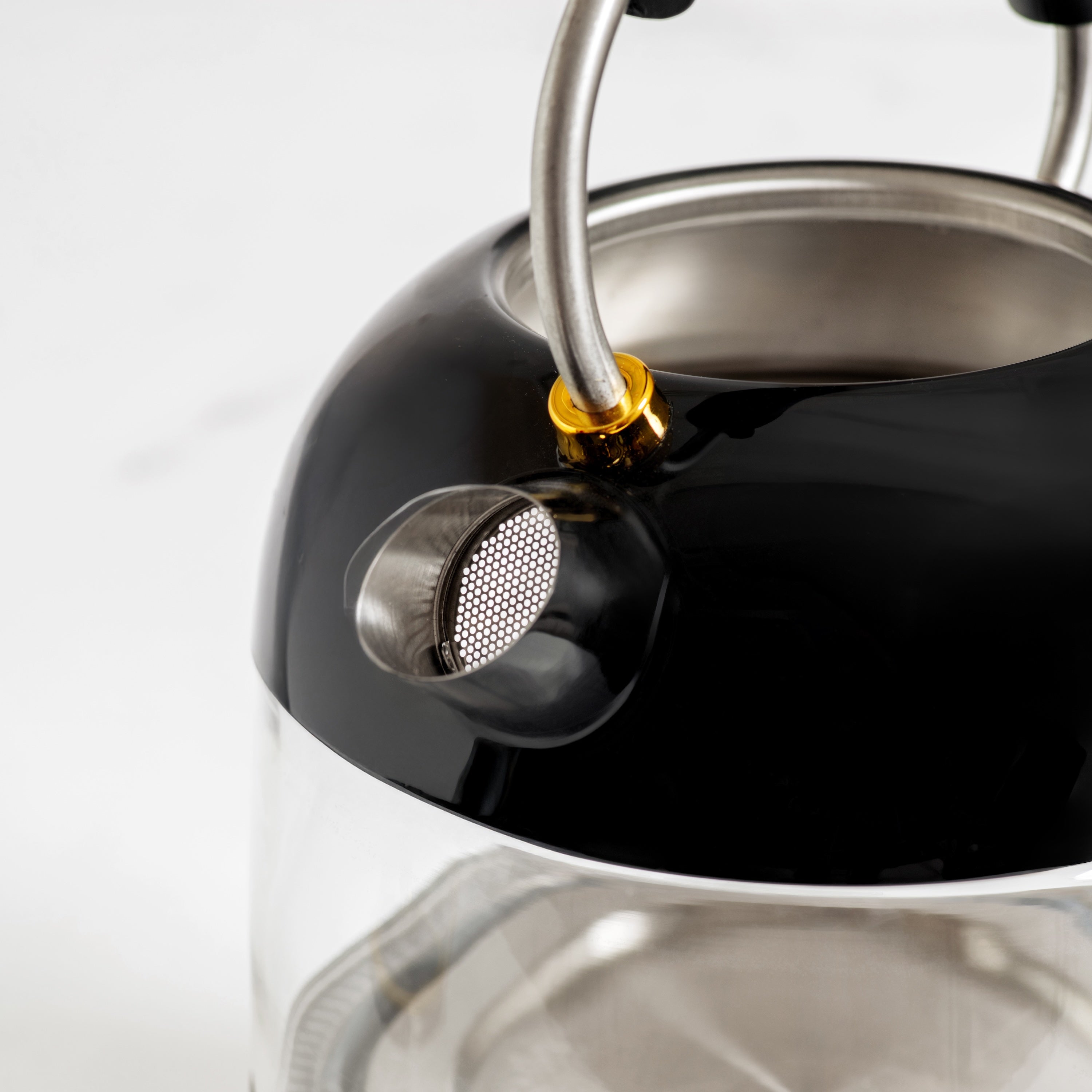 Black and Gold Electric Kettle
