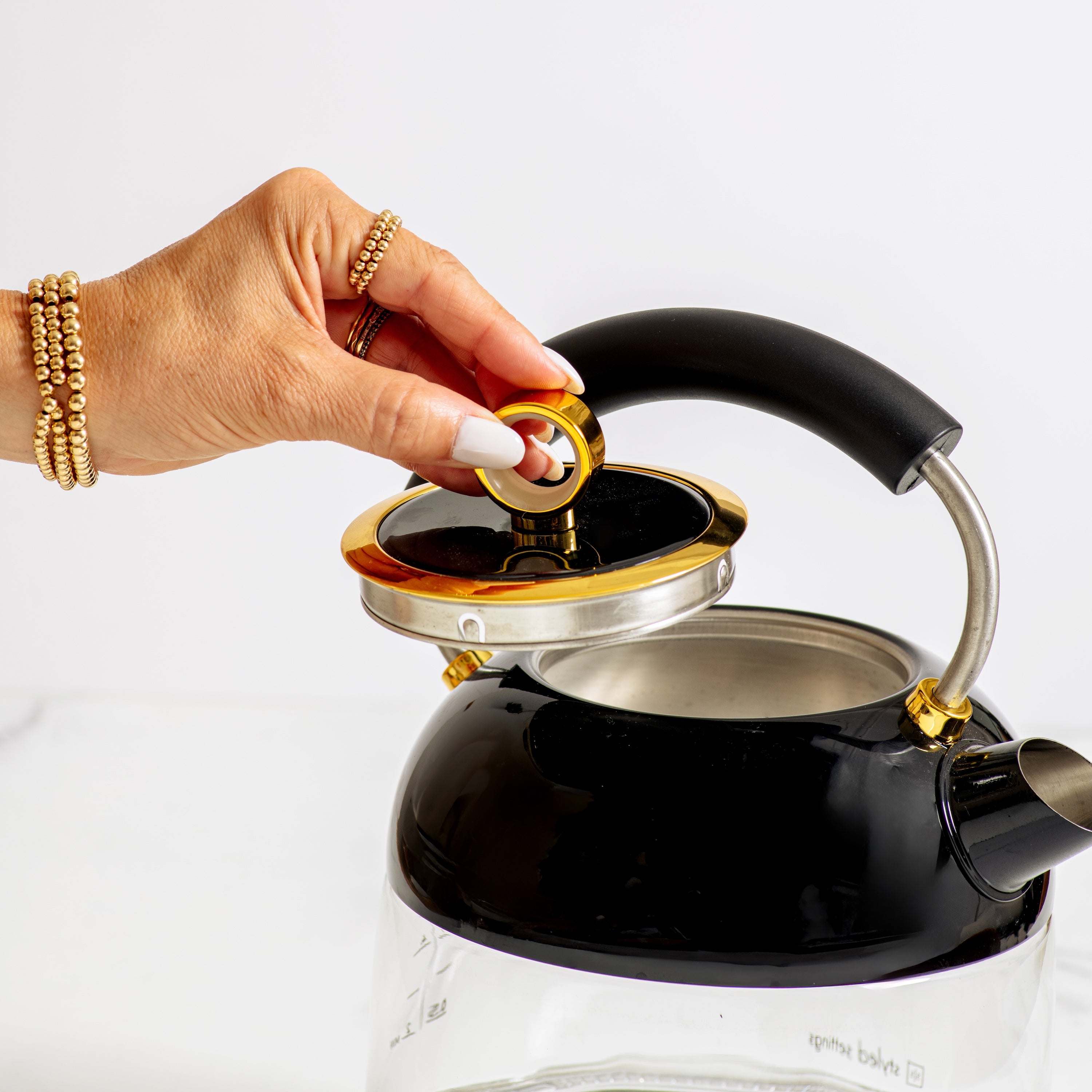 Black and Gold Electric Kettle