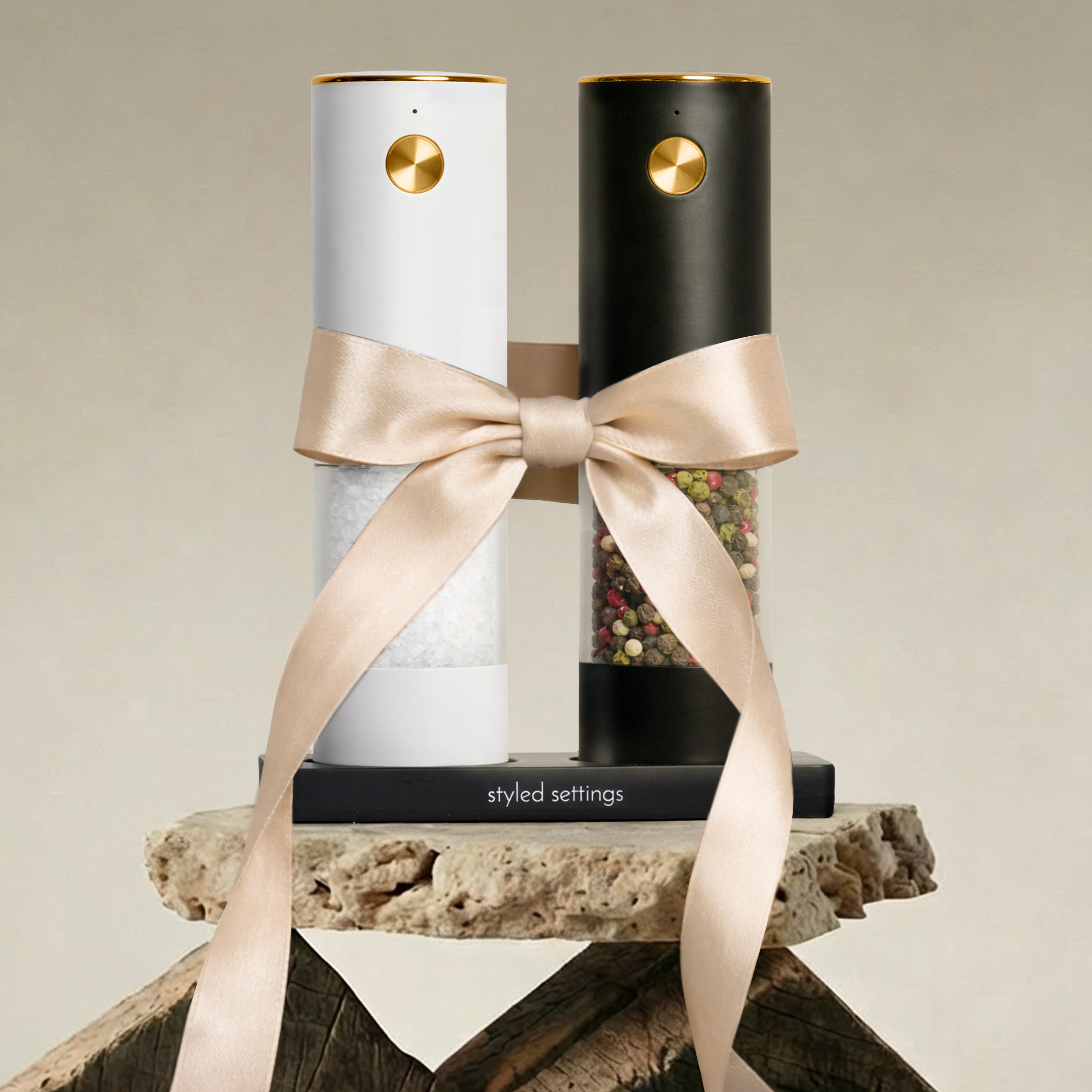 Black and White Rechargeable Electric Salt and Pepper Mill Set